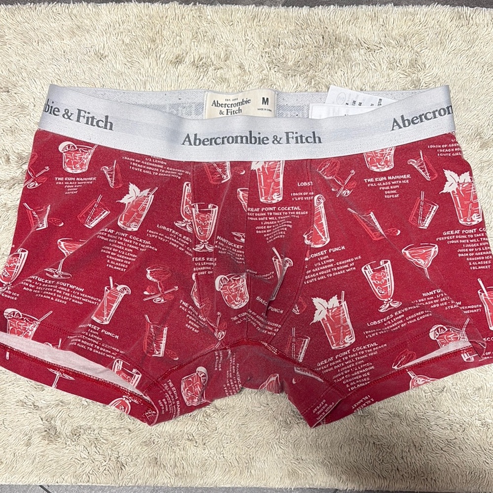 Abercrombie & Fitch Red and Gray Boxer Briefs Festive Design - Picture 1 of 3